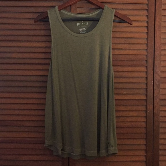 AEO 🦅 Soft & Sexy tank - Picture 3 of 3